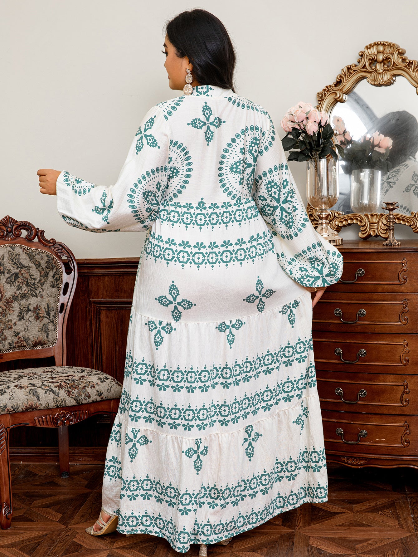 Elegant Floral Print Jalabiya Dress for Women - Pink with Floral Accents, Long Sleeve, Flowy Hem, Perfect for Spring/Summer, Traditional Middle Eastern Attire, Elegant Event Wear | Floral Print Dress | Intricate Details
